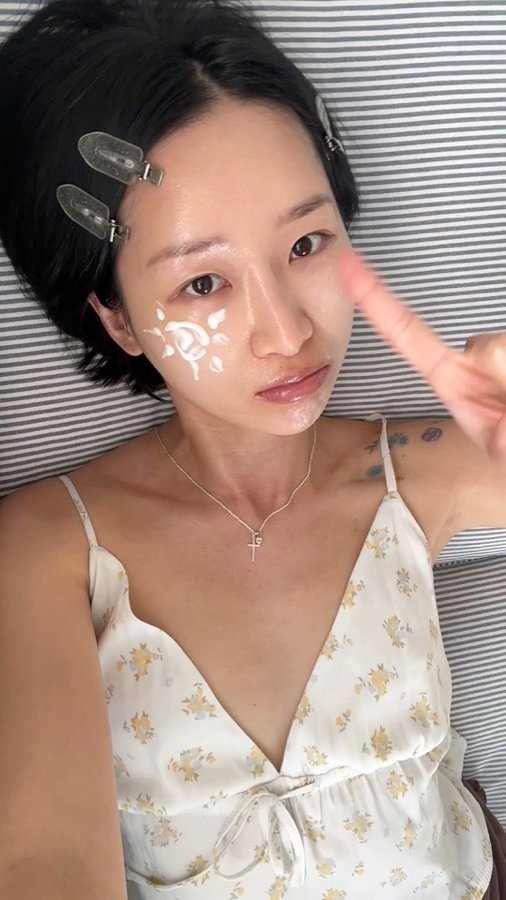 Creator applying GASH cream